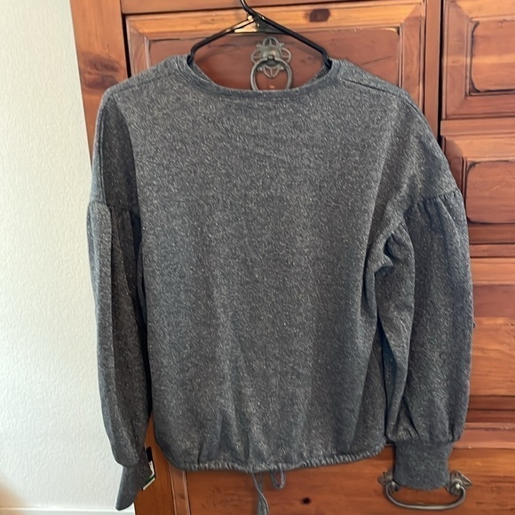 Rachel Roy Women’s Gray Sparkle Top Size Large NWT - Picture 3 of 7